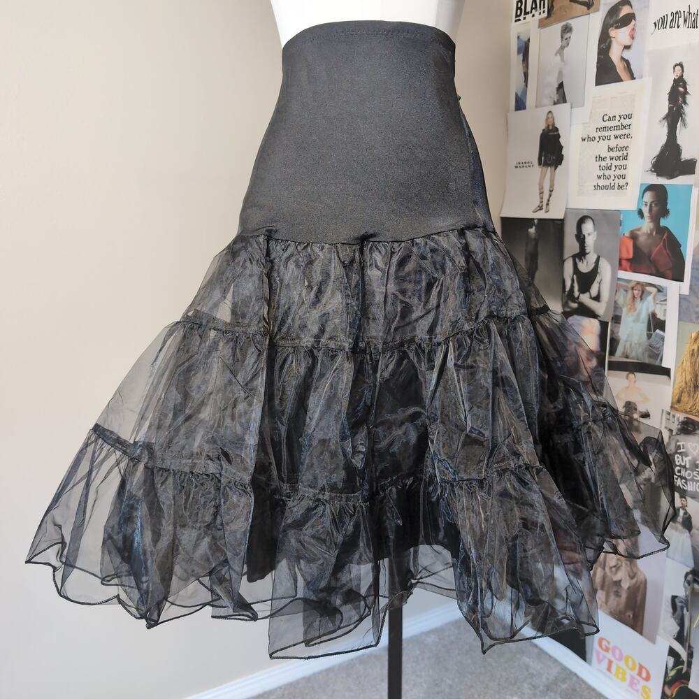 Tiered Tulle Ruffle Petticoat Skirt Gothic